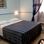 Collina 2* Rome