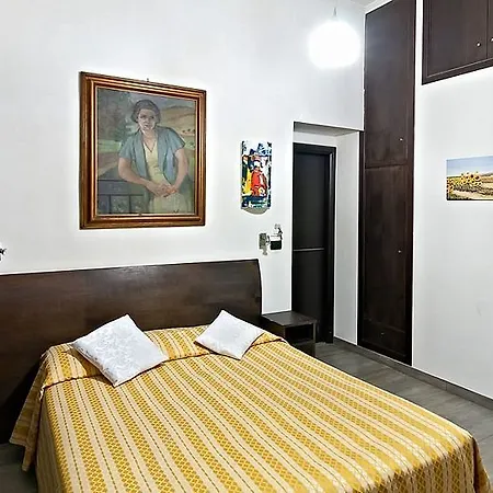 Collina 2* Rome