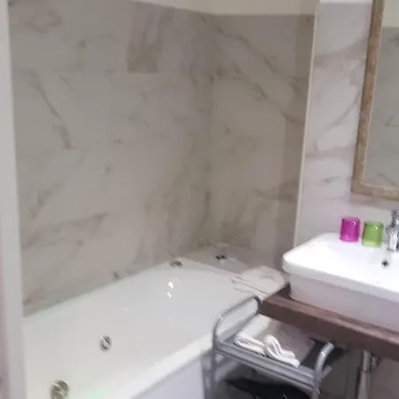 Collina Guest house 2*