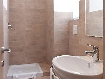Collina Guest house
