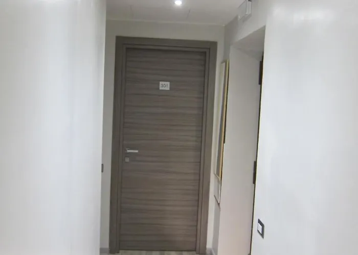 게스트하우스 Collina 2*